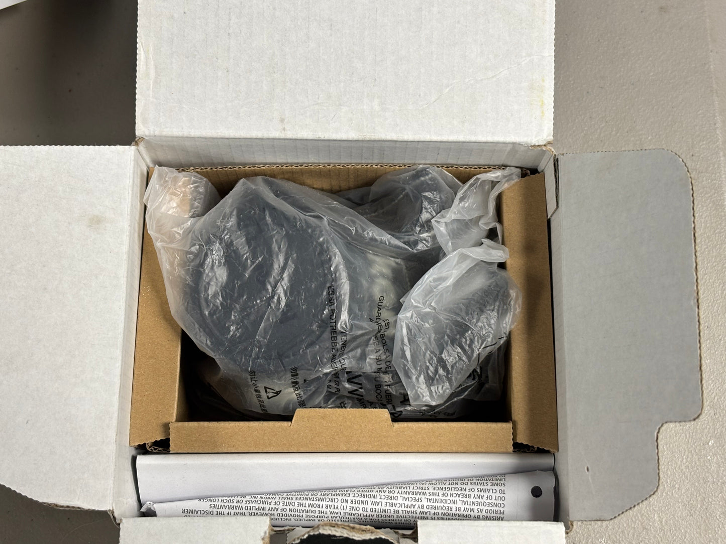 Nikon COOLPIX L340 20.2 MP Digital Camera, 28x Optical Zoom 3” LCD Screen - Black